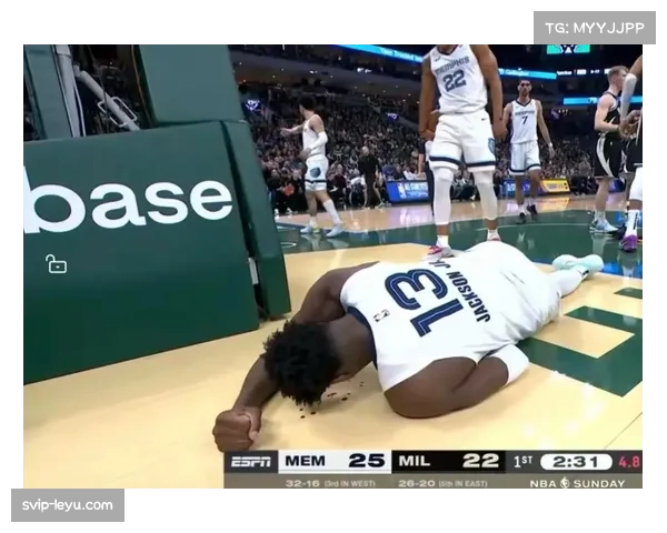 罗林斯临危受命扛起雄鹿先发 32分14助攻创生涯新高